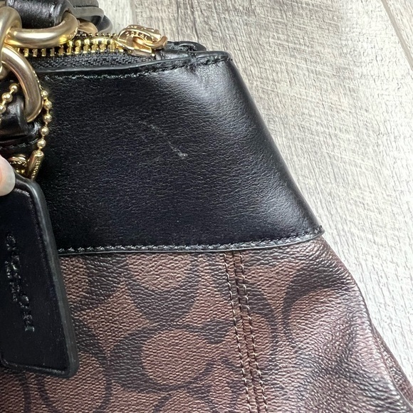 Coach‎ Brown Purse - Picture 3 of 16